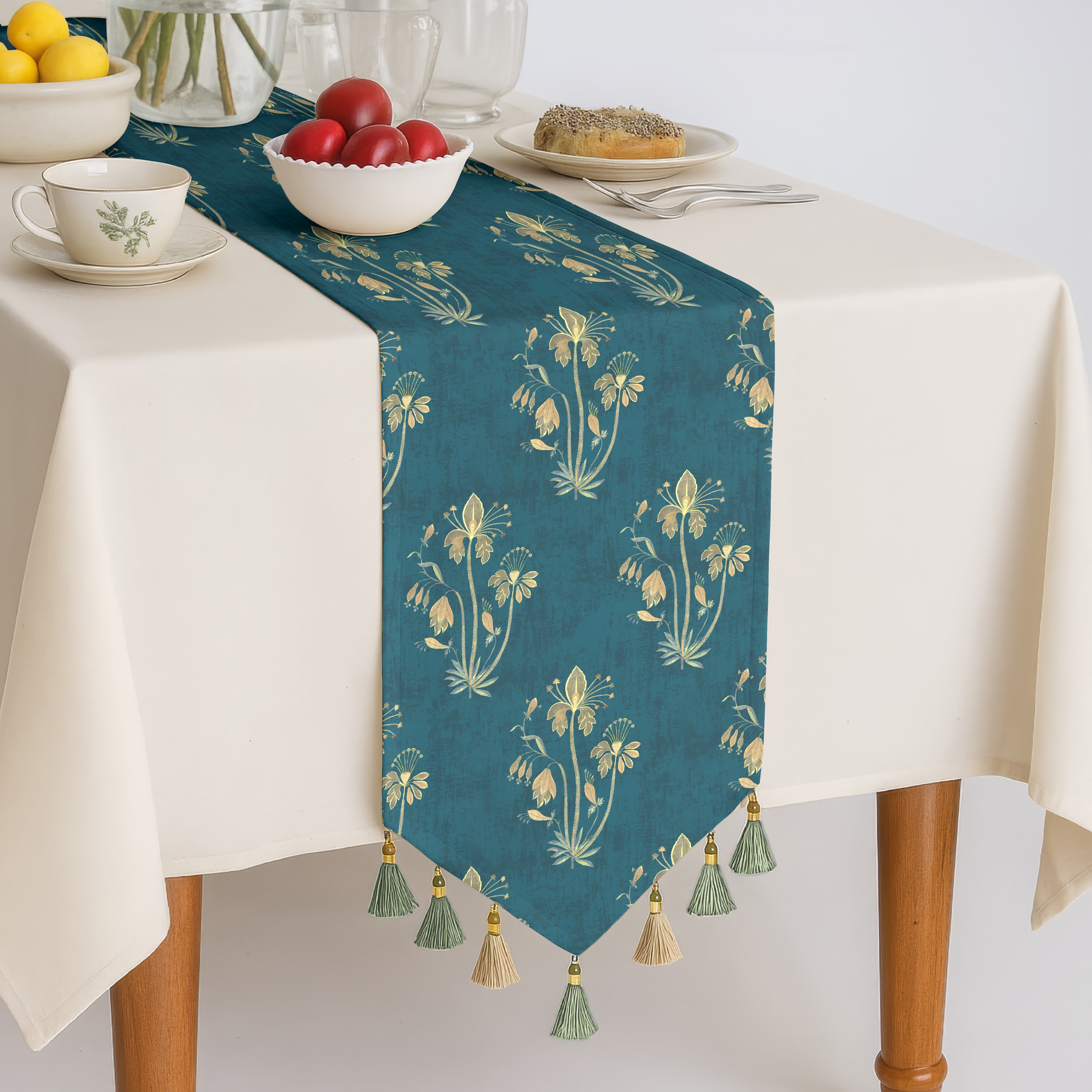 VERONA TEAL MATTY TABLE RUNNER