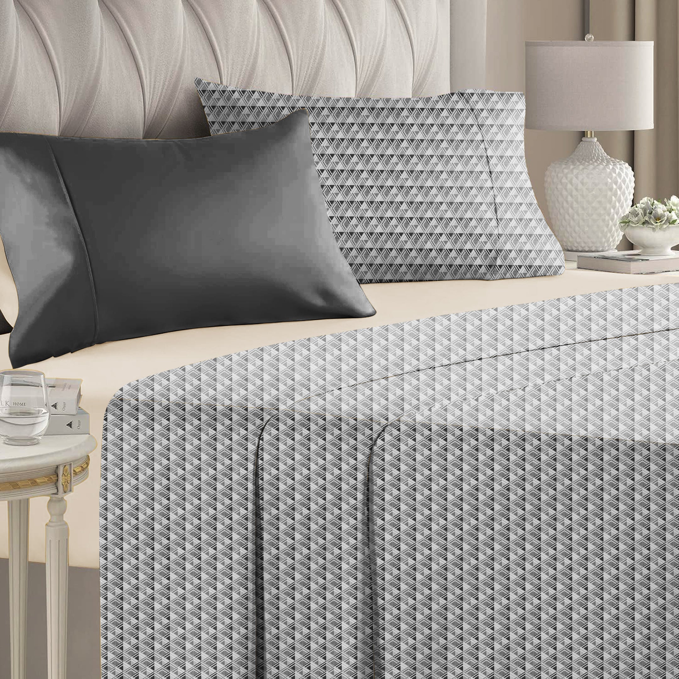 Illusion Multi Triangle Bedsheet for Double Bed with 2 PillowCovers King Size (104" X 90") Black/Grey