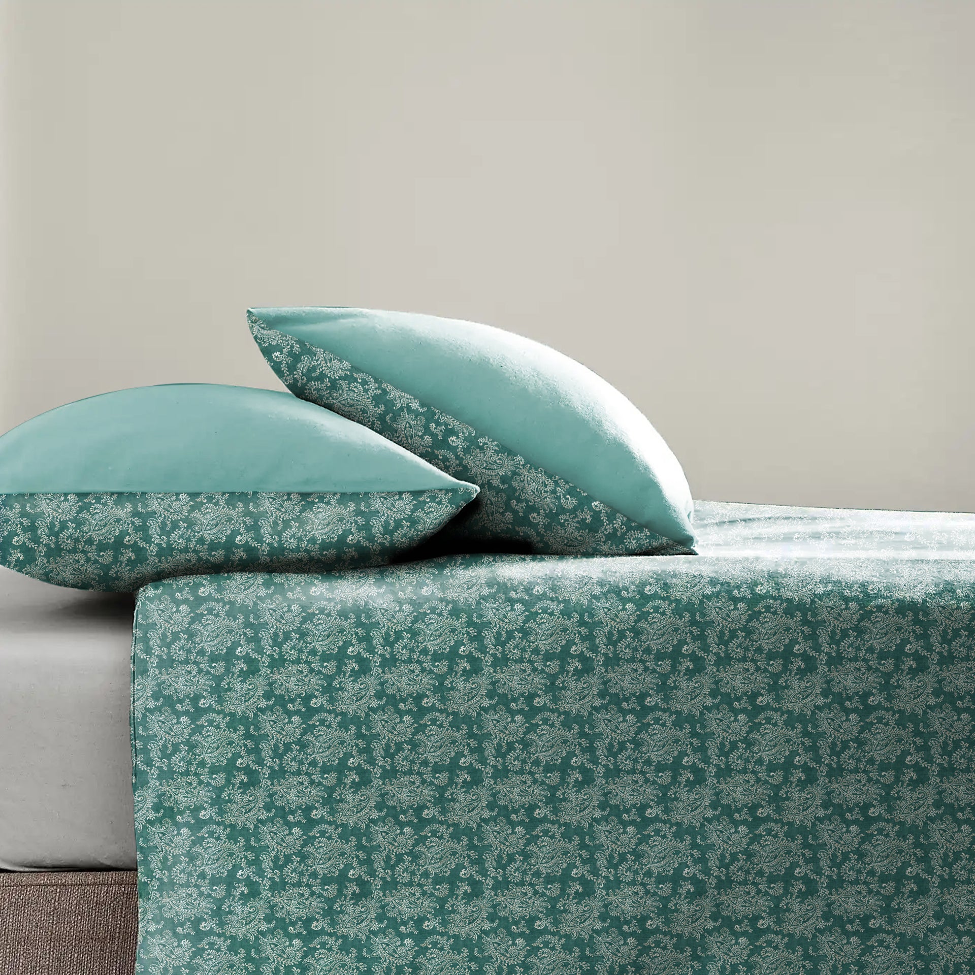 Jodhpur Flowers Bedsheet for Double Bed with 2 PillowCovers King Size (104" X 90") Teal