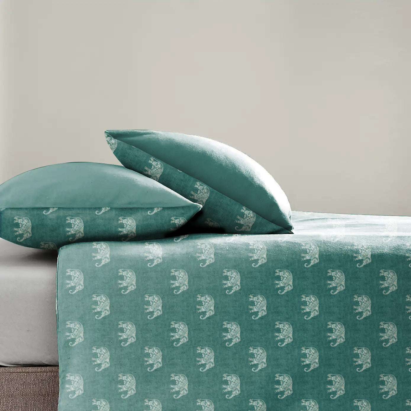 Jodhpur Elephant Bedsheet for Double Bed with 2 PillowCovers King Size (104" X 90") Teal