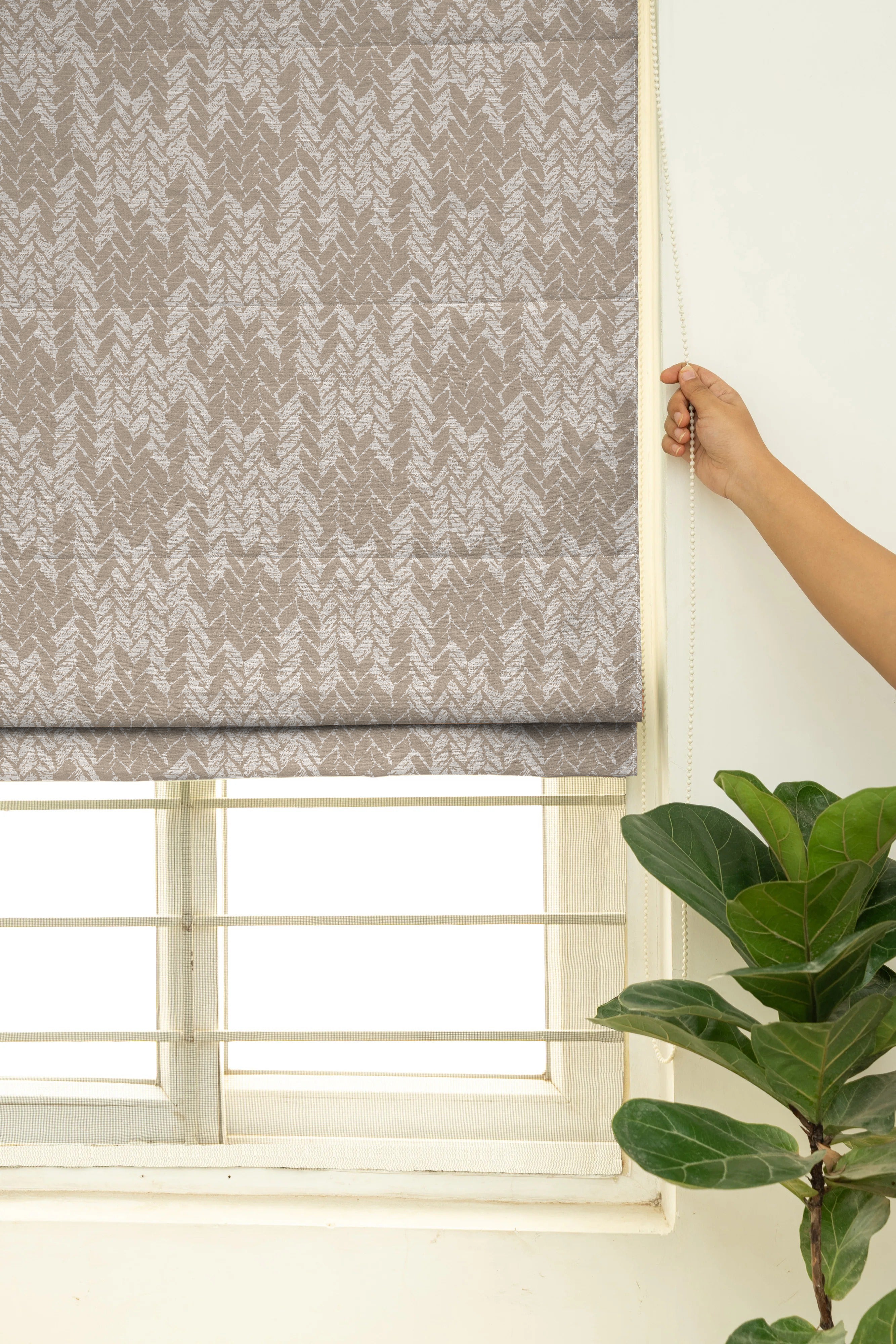 EDINA LIGHT BROWN READY MADE ROMAN BLIND