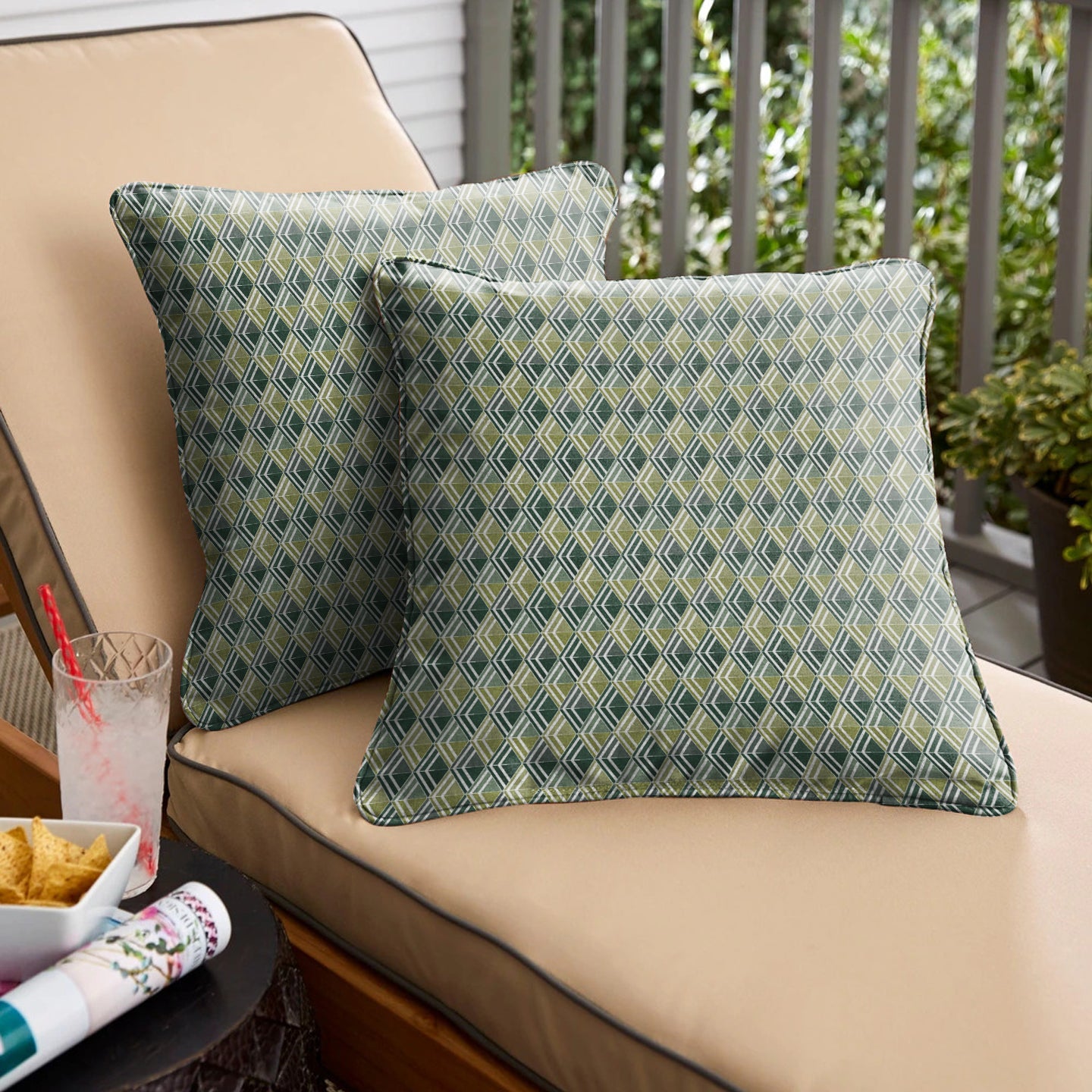 ILLUSION MULTI TRIANGLE DIGITAL PRINTED CUSHION COVER OLIVE/GREEN (Pack of 2)