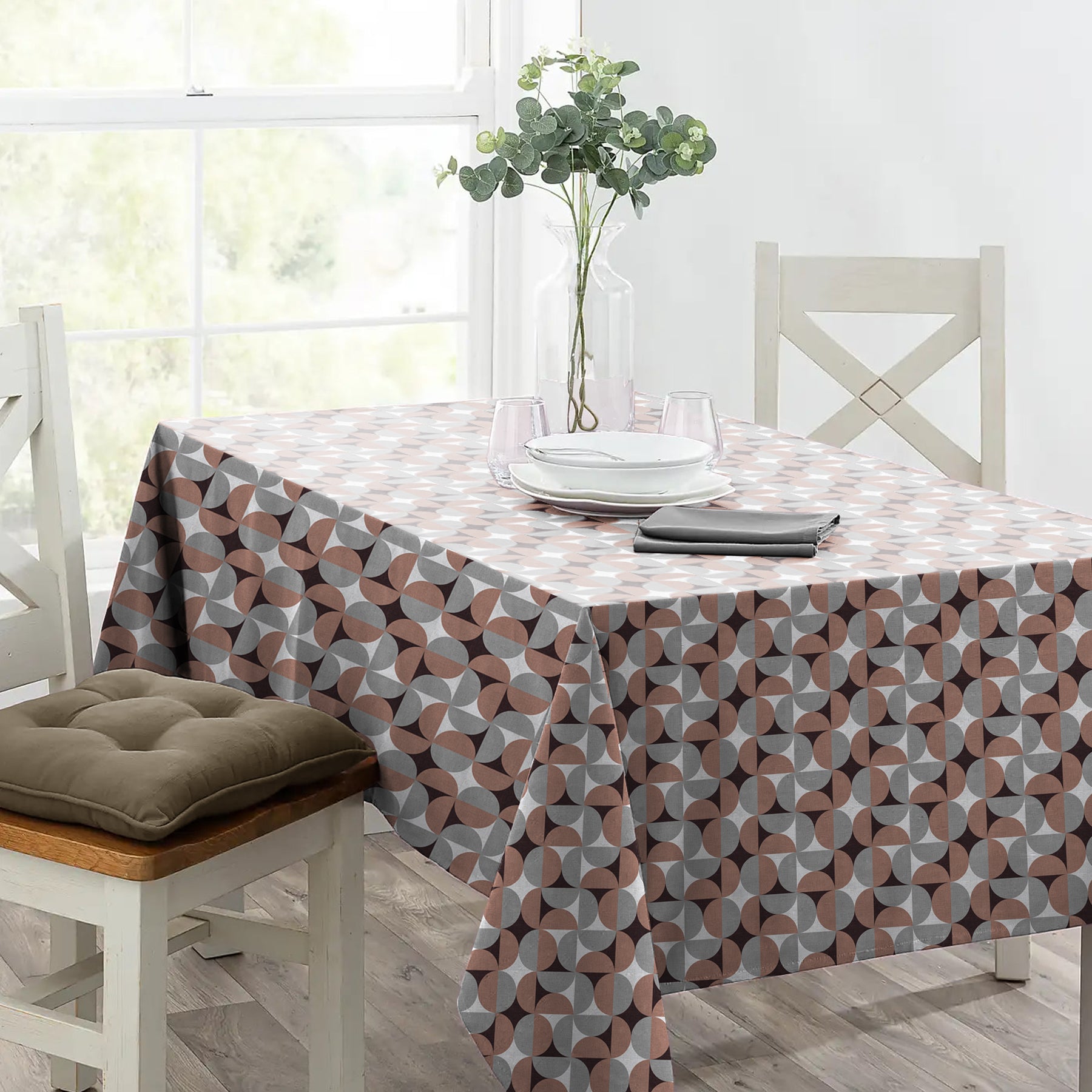 ILLUSION CIRCLE 6 SEATER TABLE CLOTH BROWN/GREY