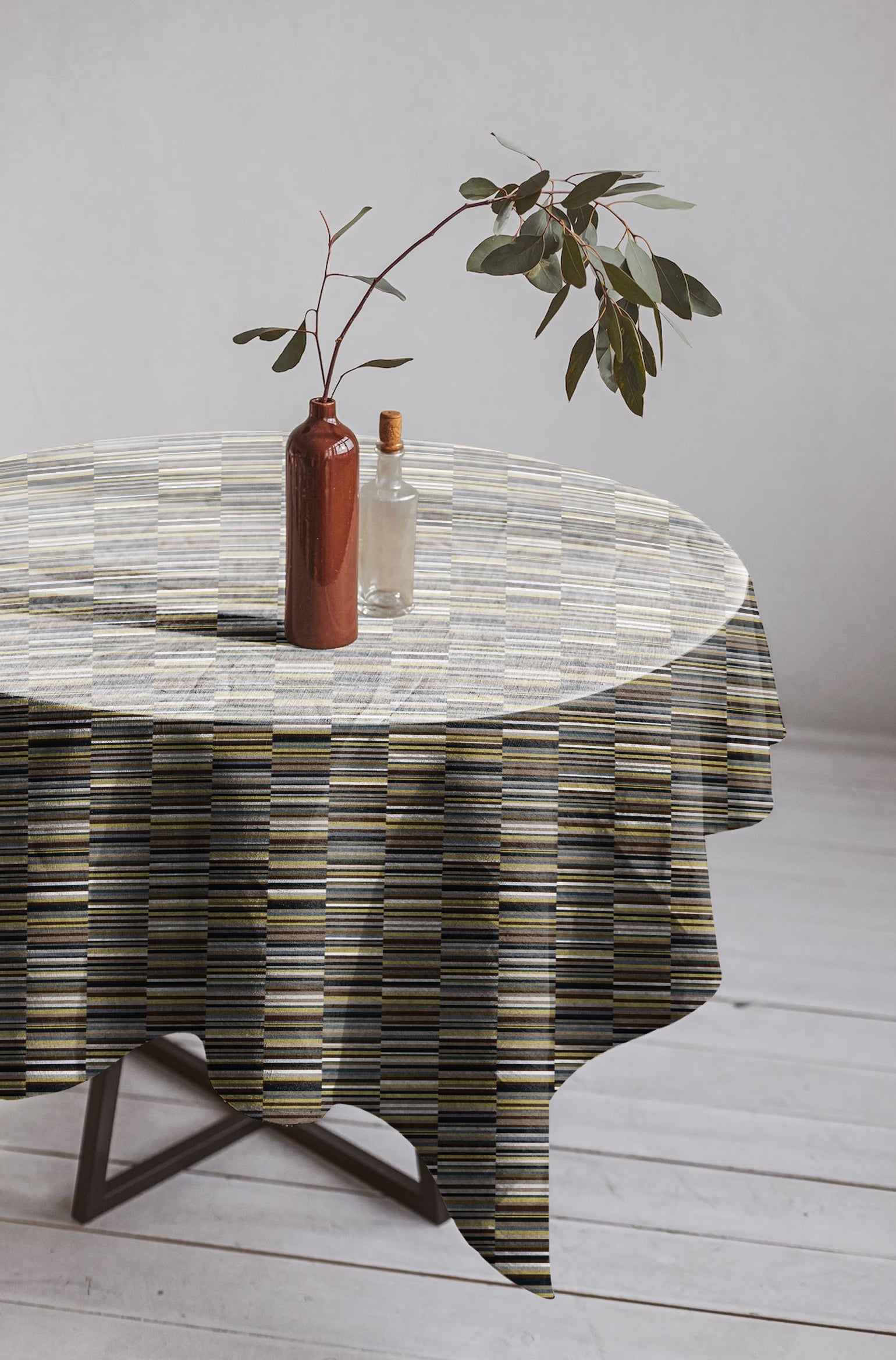ILLUSION DASH 6 SEATER TABLE CLOTH BROWN/YELLOW
