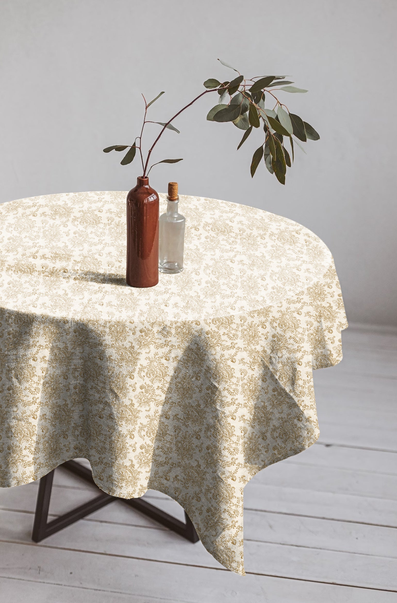 Jodhpur Flowers 6 Seater Table Cloth White And Camel