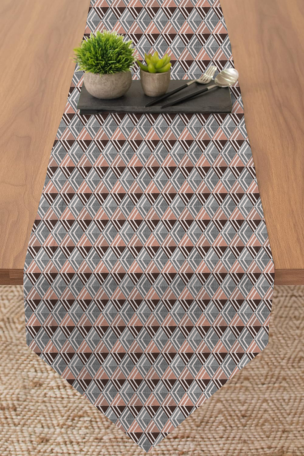 ILLUSION TABLE RUNNER MULTI TRIANGLE TERRACOTTA/COFFEE MATTY (12X72 INCH) DIGITAL PRINTED