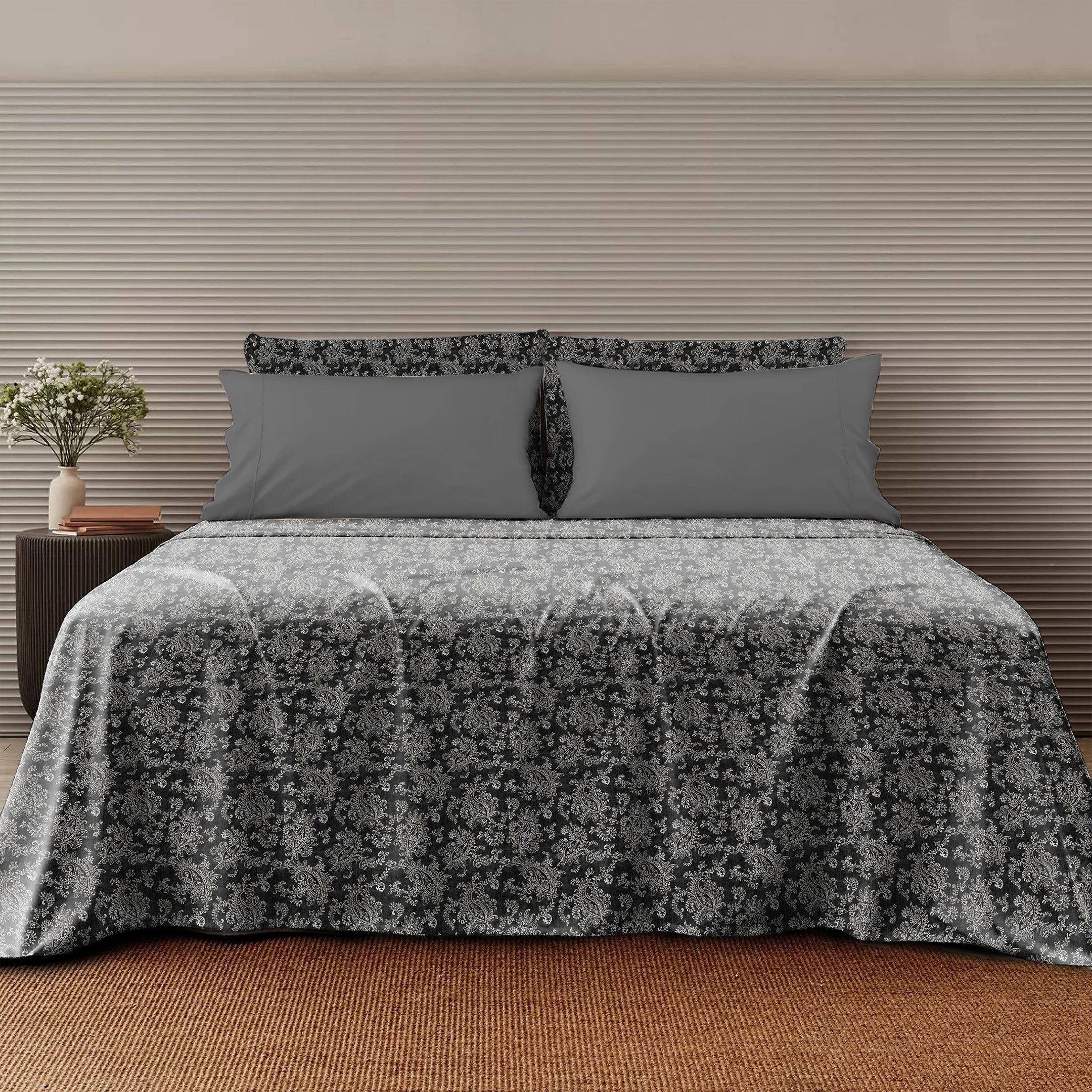 Jodhpur Flowers Bedsheet for Double Bed with 2 PillowCovers King Size (104" X 90") Black