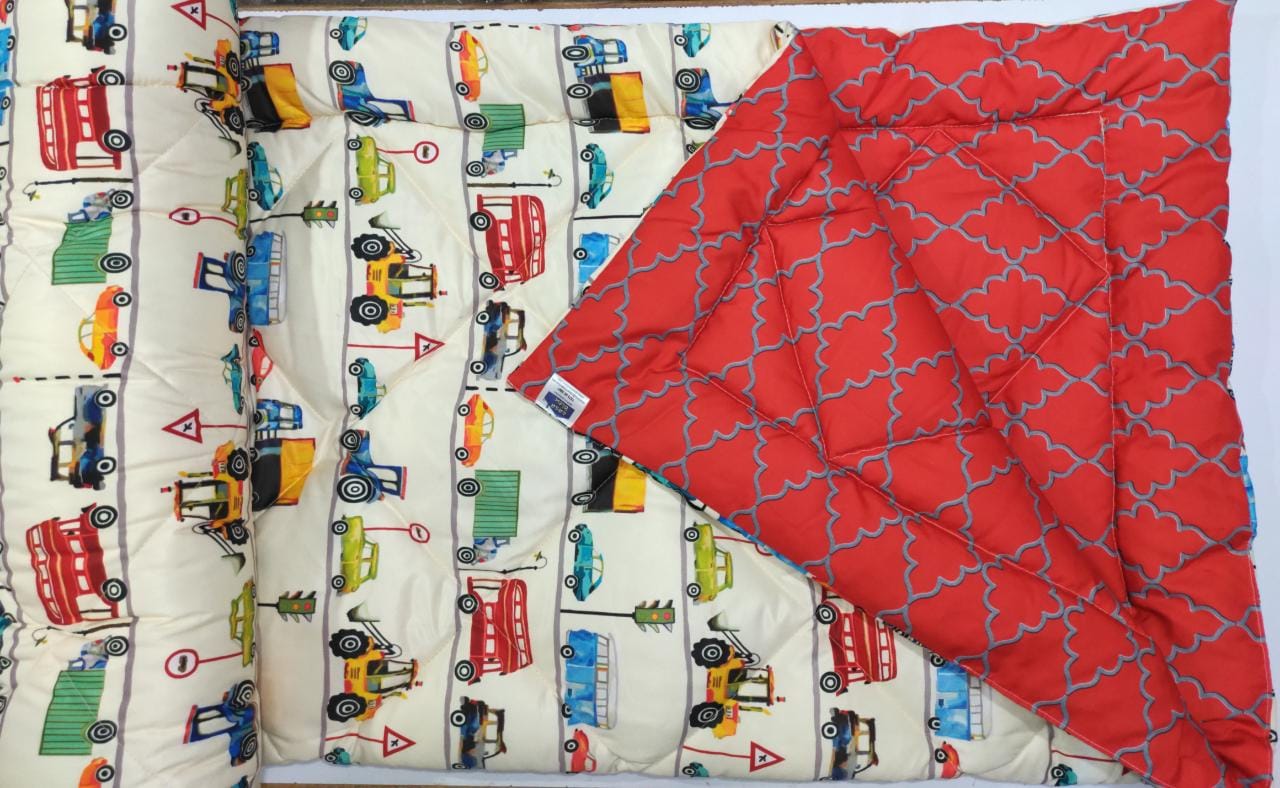 Comforter # Quilt # Duvet - Zoom Beige &amp; Red 60&quot; x 90&quot; with 2 pcs of Pillow Covers