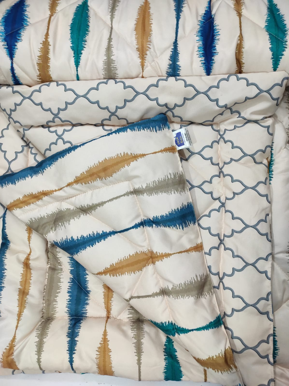 Comforter # Quilt # Duvet - Silo Blue &amp; Beige 60&quot; x 90&quot; with 2 pcs of Pillow Covers
